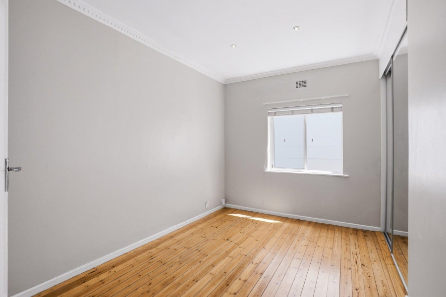 To Let 2 Bedroom Property for Rent in Sea Point Western Cape